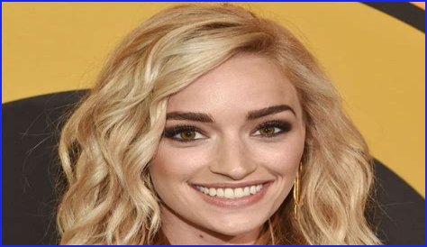 Brianne Howey Bio, Age, Height, Boyfriend, Net Worth, Wiki