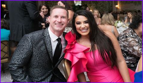 Hallie Todd Net Worth, Age, Height, Husband, Family, Wiki 2024